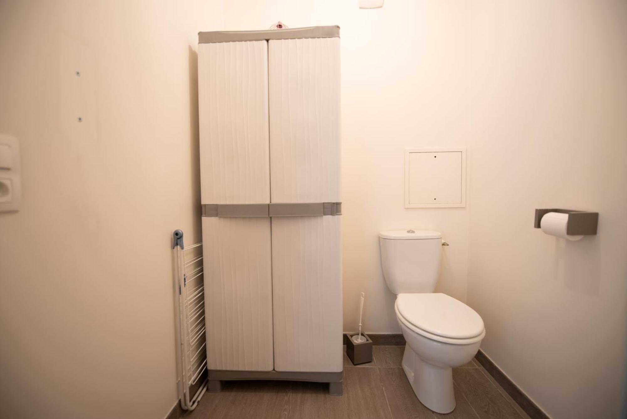 Appartements De 2 Ou 3 Chambres A 40 Minutes De Paris Courcouronnes Room photo